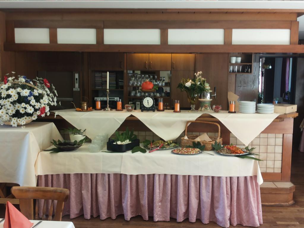 Hotellerie Gasthaus Schubert Garbsen Exteriör bild